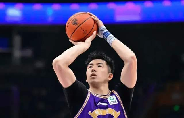 青岛力克北控暴露战术短板，年轻球员表现引关