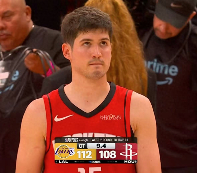 湖人加时112-108力克火箭 系列赛大比分3-0终结悬